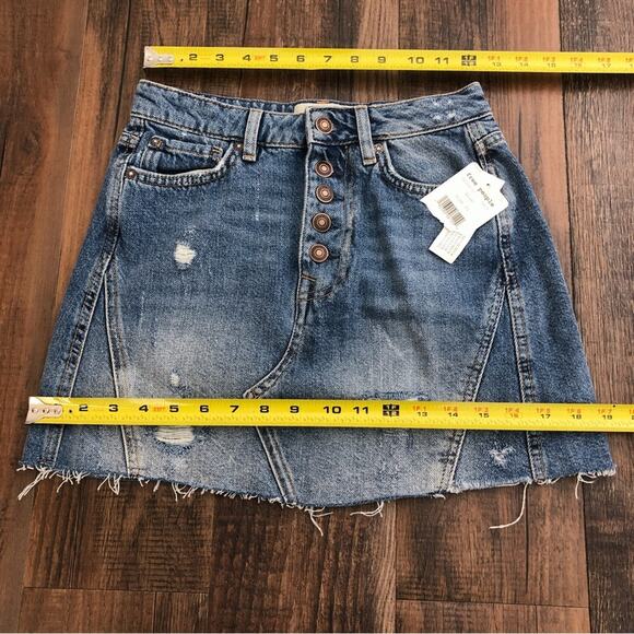 Free People Denim Skirt Mini Distressed A-Line Exposed Button Fly Size 25 Blue - Picture 11 of 13